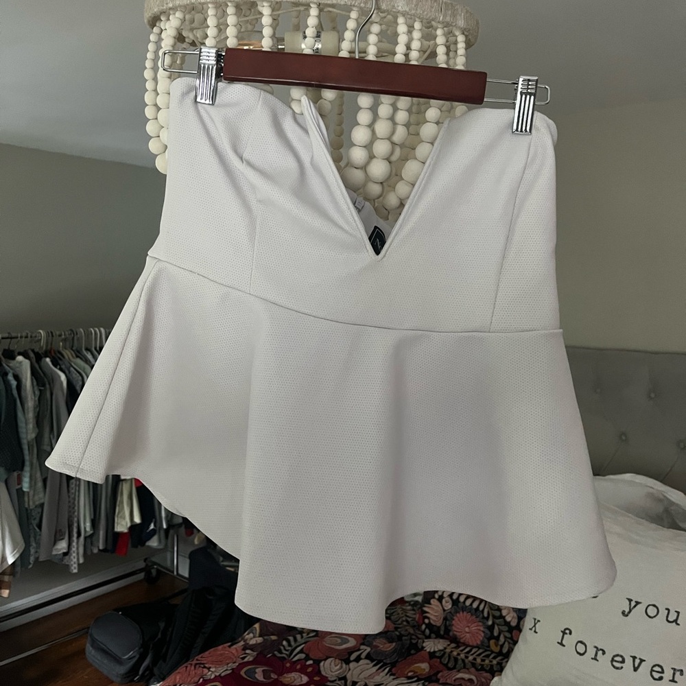 NWT Nookie white peplum top